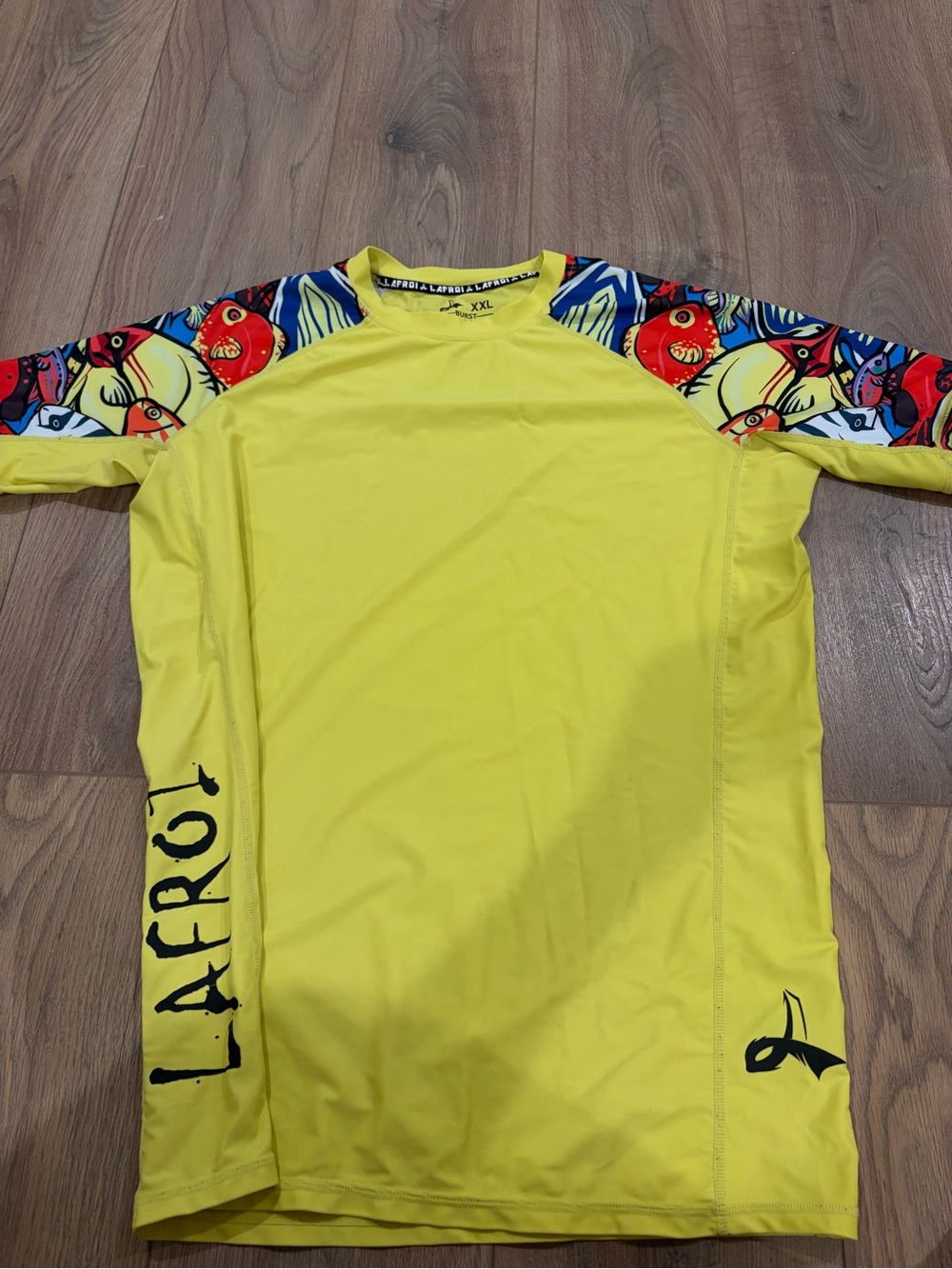 Lafroi Yellow Men's Rash Guard Swim Shirt with Graphic Sleeves